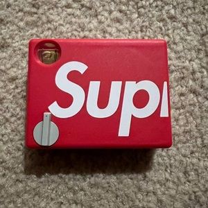 Supreme Tape Measure with integrated Level